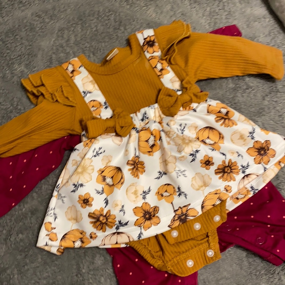 SHEIN dress (0-3) months size 62